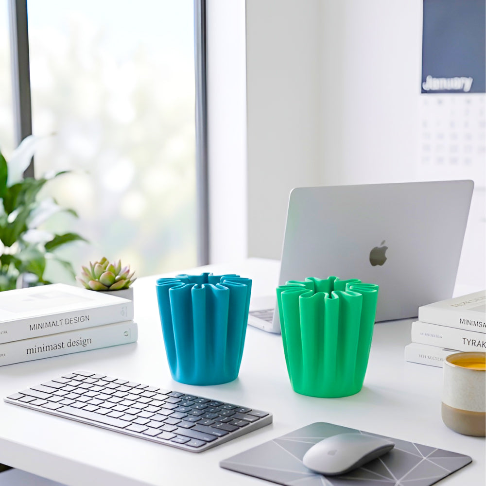 Minimalist Wave Design Pen Holder – Modern Desk Organizer