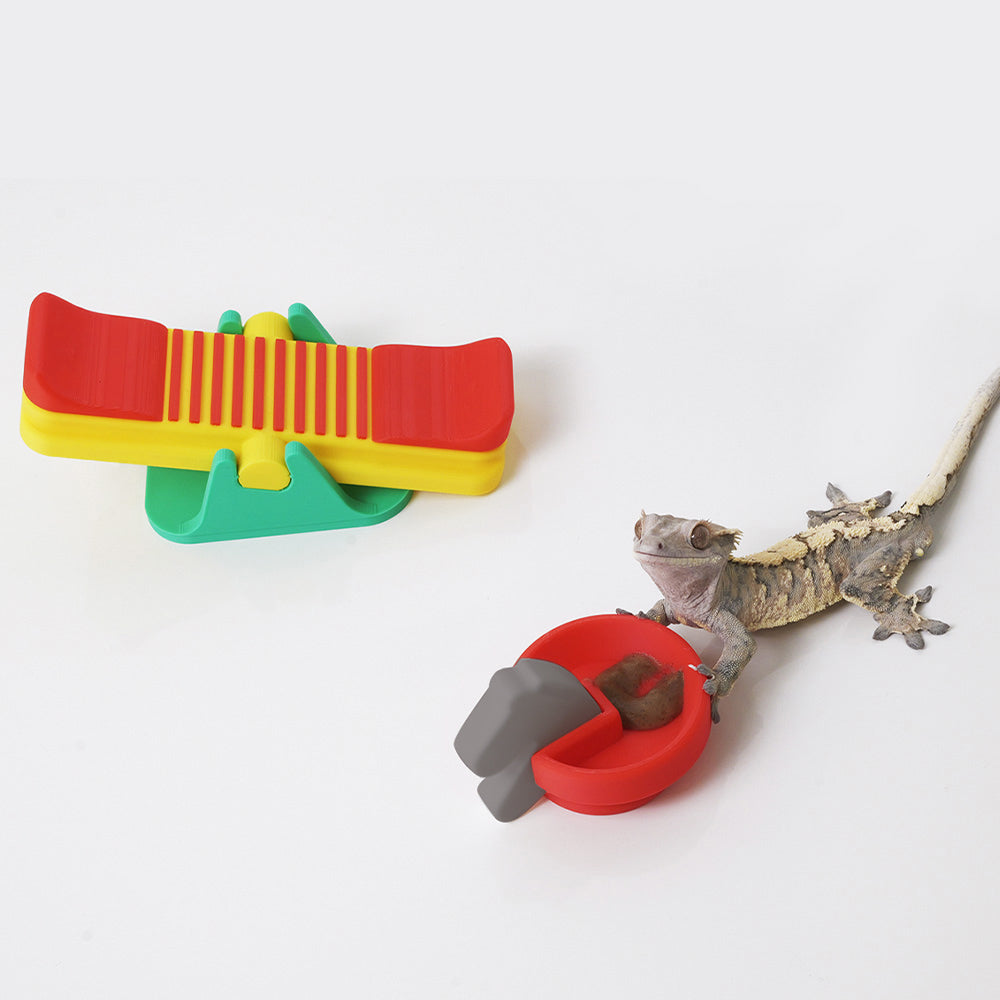 Reptile Seesaw Shelter + Horse-shaped Reptile Bowl