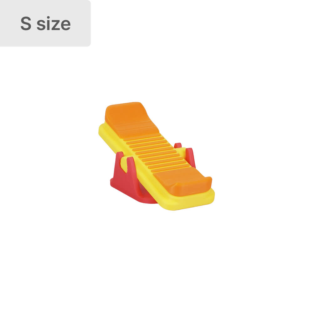 Reptile Seesaw Shelter + Horse-shaped Reptile Bowl